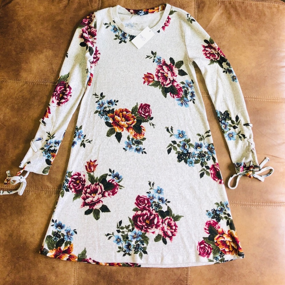 🌺 LONG SLEEVE DRESS 🌺
